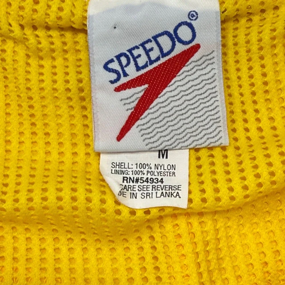 Speedo Mens Vintage Swim Trunks Yellow Mesh Lined Board Shorts Size Medium